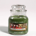 Holiday Home Sweet Home Yankee Candle 3.7 oz - NEW!