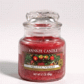 Red Apple Wreath Yankee Candle 3.7 oz - NEW!